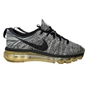 Nike Flyknit Max Oreo running shoes- 620469-105 Men’s Size‎ 7
